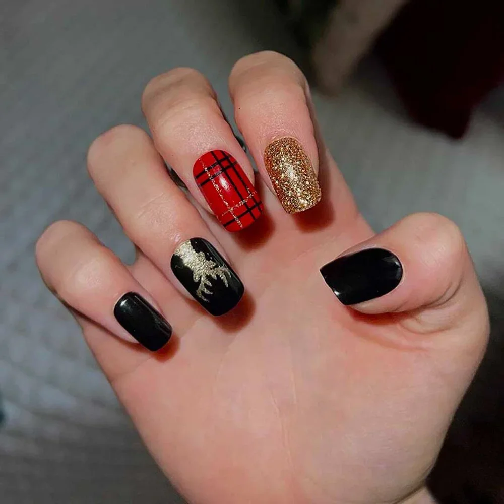 Kiss Holiday Design Limited Edition Medium Length Nails - Favorite Season